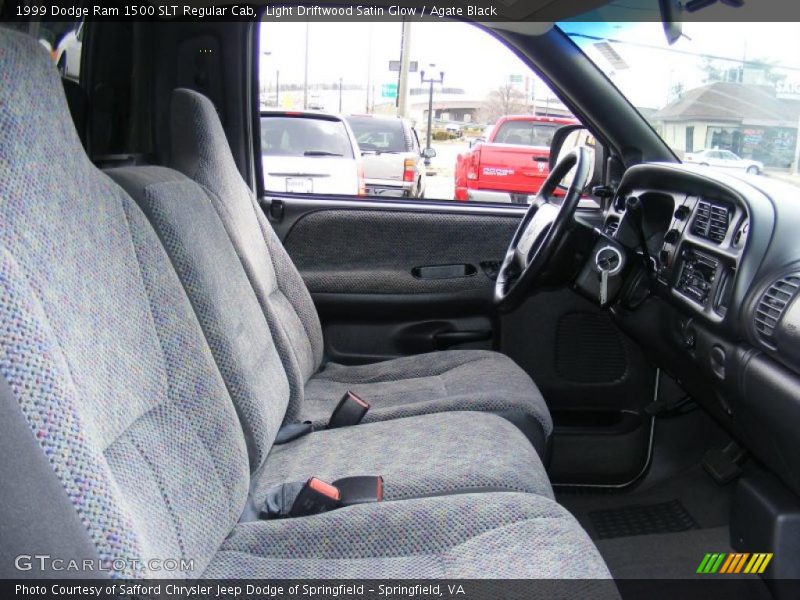 Light Driftwood Satin Glow / Agate Black 1999 Dodge Ram 1500 SLT Regular Cab