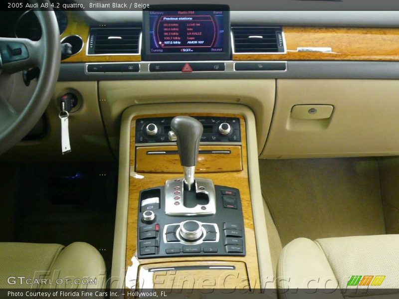 Brilliant Black / Beige 2005 Audi A8 4.2 quattro