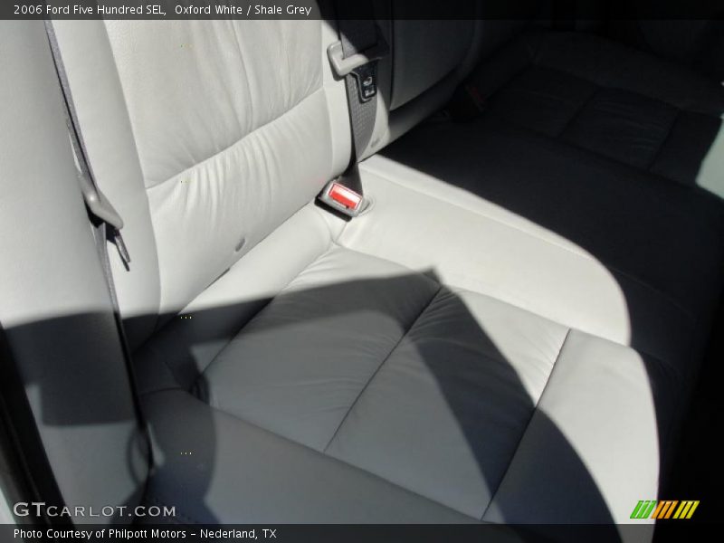 Oxford White / Shale Grey 2006 Ford Five Hundred SEL