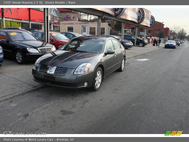 Smoke Metallic / Black 2005 Nissan Maxima 3.5 SE