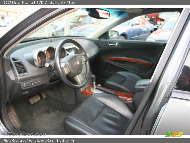 Smoke Metallic / Black 2005 Nissan Maxima 3.5 SE