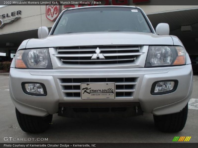 Munich Silver Metallic / Black 2002 Mitsubishi Montero Limited 4x4