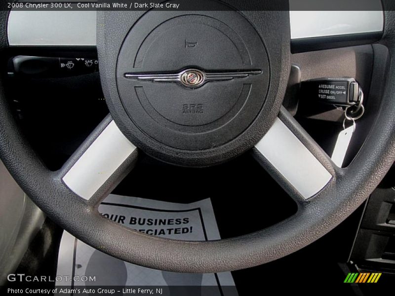 Cool Vanilla White / Dark Slate Gray 2008 Chrysler 300 LX