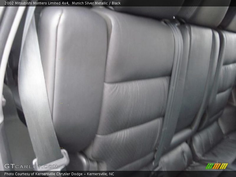Munich Silver Metallic / Black 2002 Mitsubishi Montero Limited 4x4