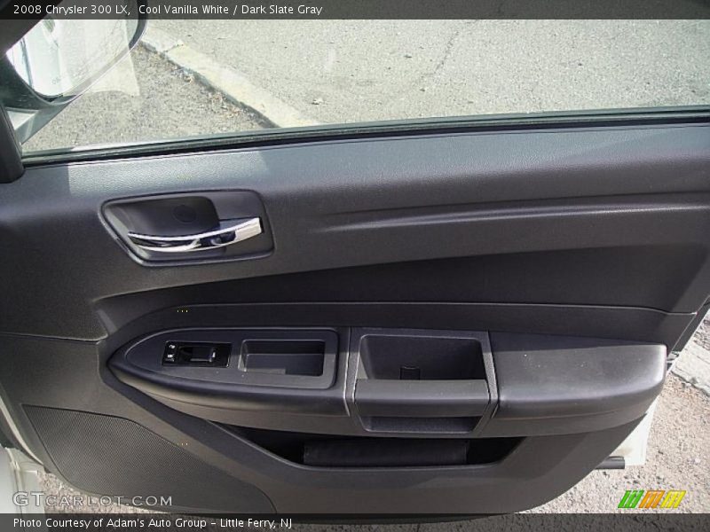 Cool Vanilla White / Dark Slate Gray 2008 Chrysler 300 LX