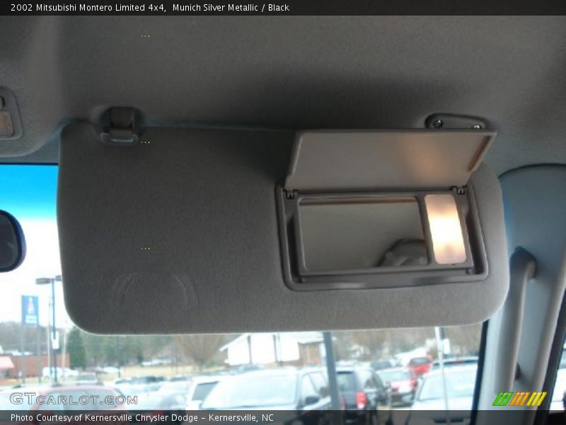Munich Silver Metallic / Black 2002 Mitsubishi Montero Limited 4x4