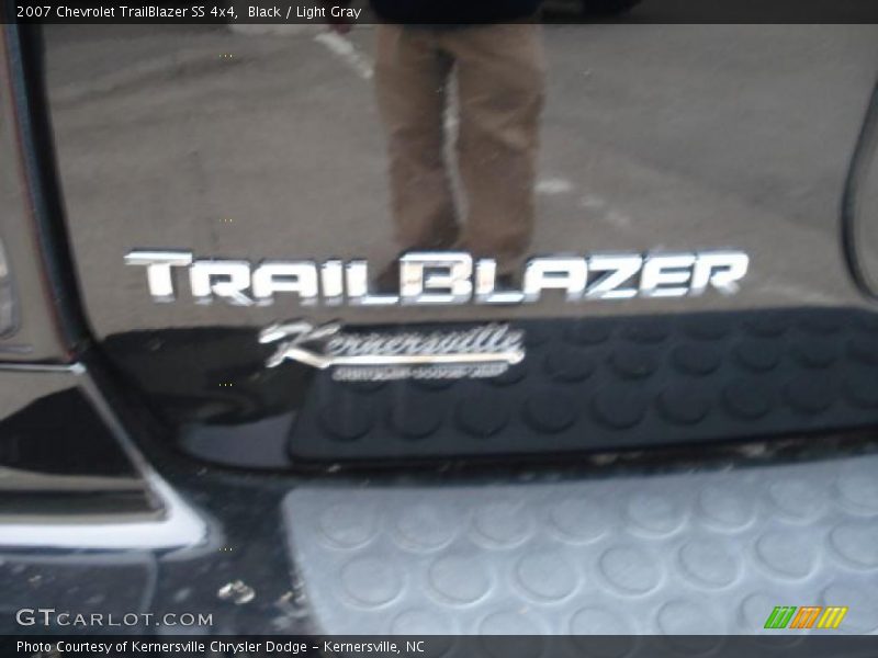 Black / Light Gray 2007 Chevrolet TrailBlazer SS 4x4