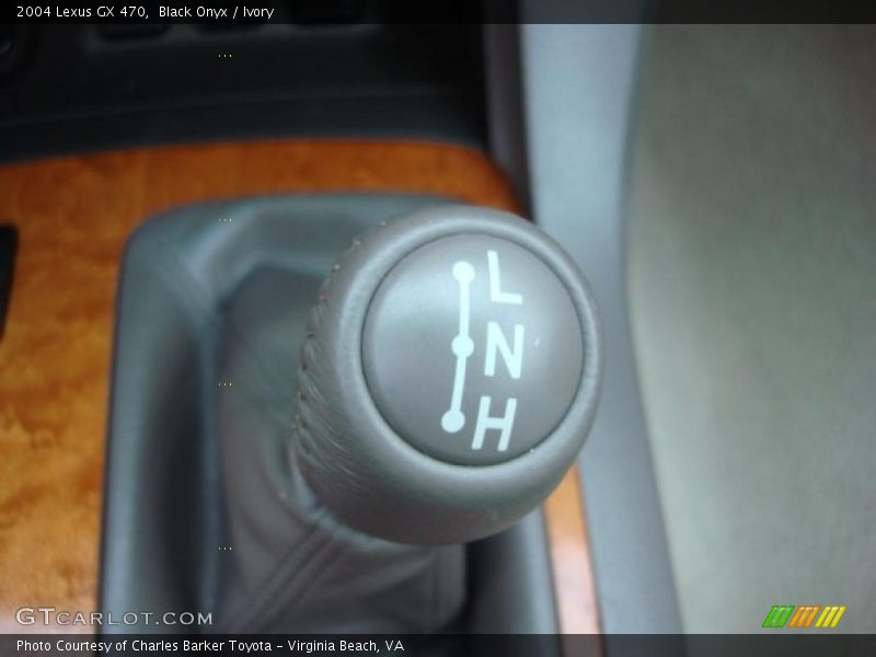 Black Onyx / Ivory 2004 Lexus GX 470