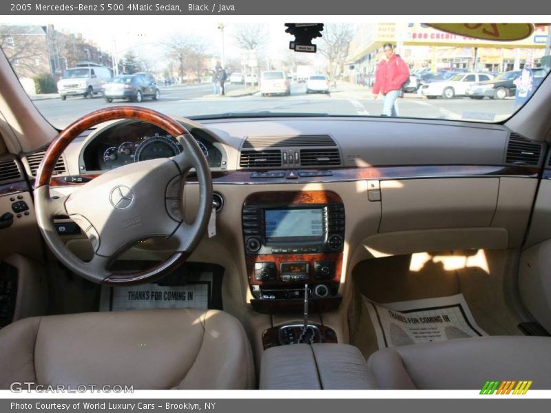 Black / Java 2005 Mercedes-Benz S 500 4Matic Sedan