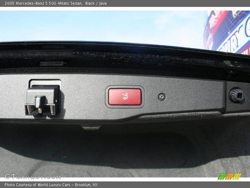 Black / Java 2005 Mercedes-Benz S 500 4Matic Sedan