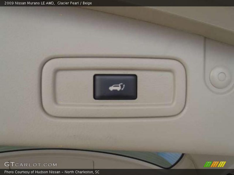 Glacier Pearl / Beige 2009 Nissan Murano LE AWD