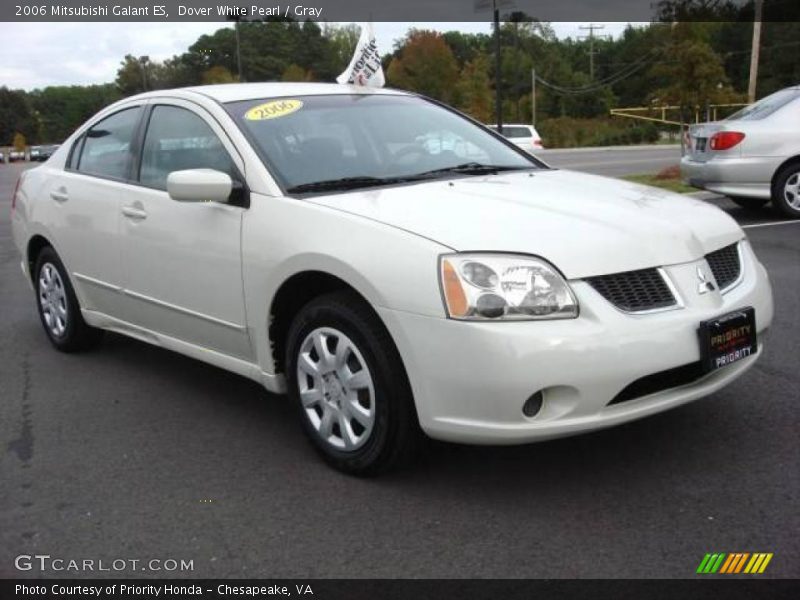 Dover White Pearl / Gray 2006 Mitsubishi Galant ES