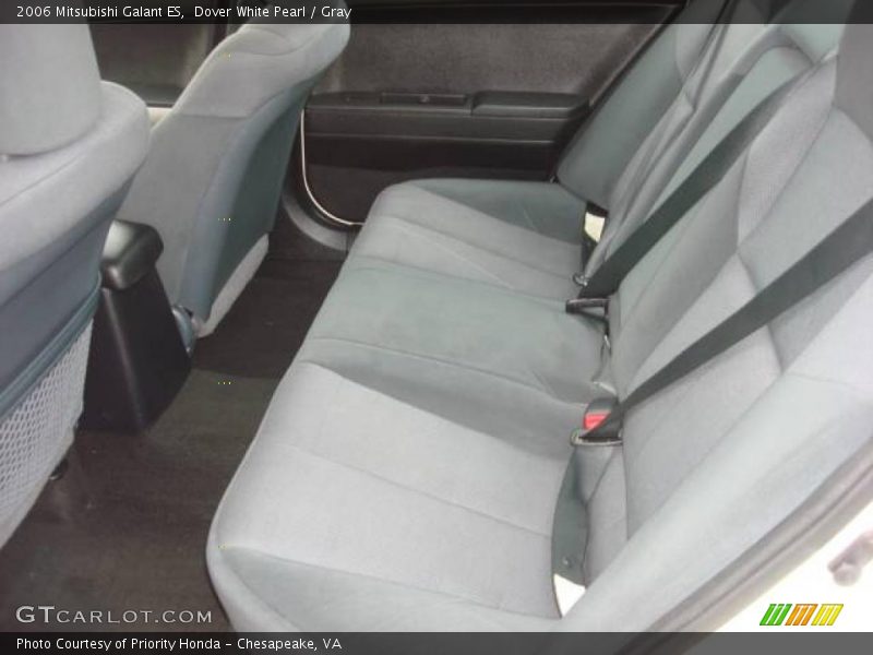 Dover White Pearl / Gray 2006 Mitsubishi Galant ES
