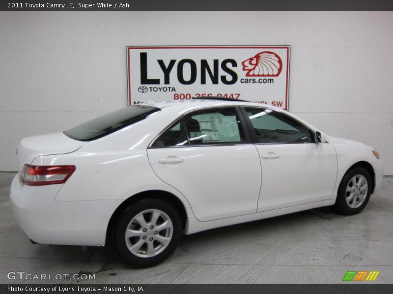 Super White / Ash 2011 Toyota Camry LE