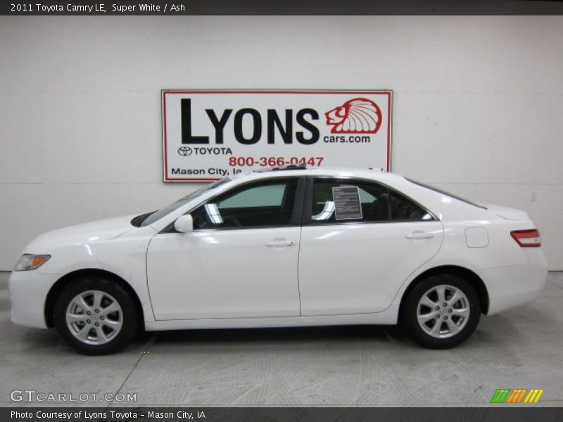 Super White / Ash 2011 Toyota Camry LE