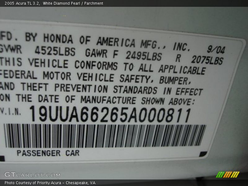 White Diamond Pearl / Parchment 2005 Acura TL 3.2