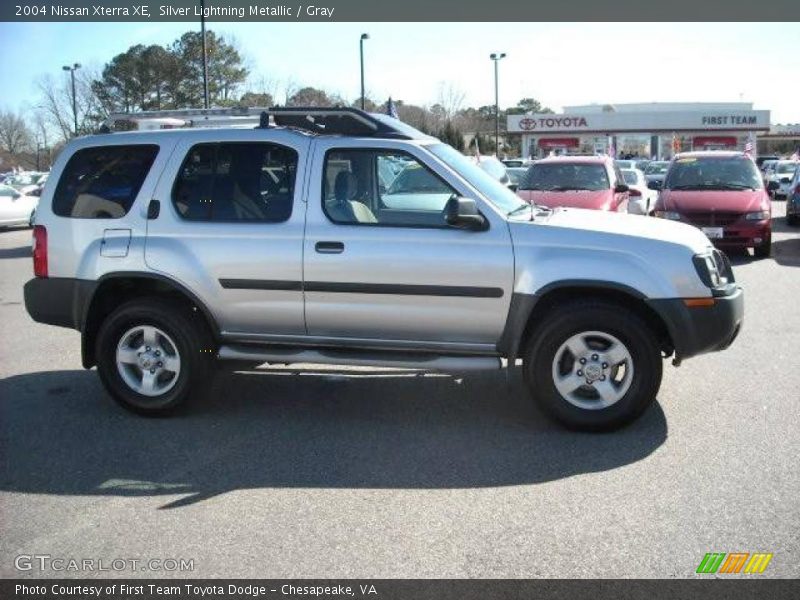 Silver Lightning Metallic / Gray 2004 Nissan Xterra XE