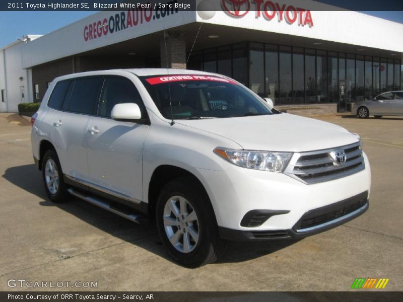 Blizzard White Pearl / Sand Beige 2011 Toyota Highlander SE