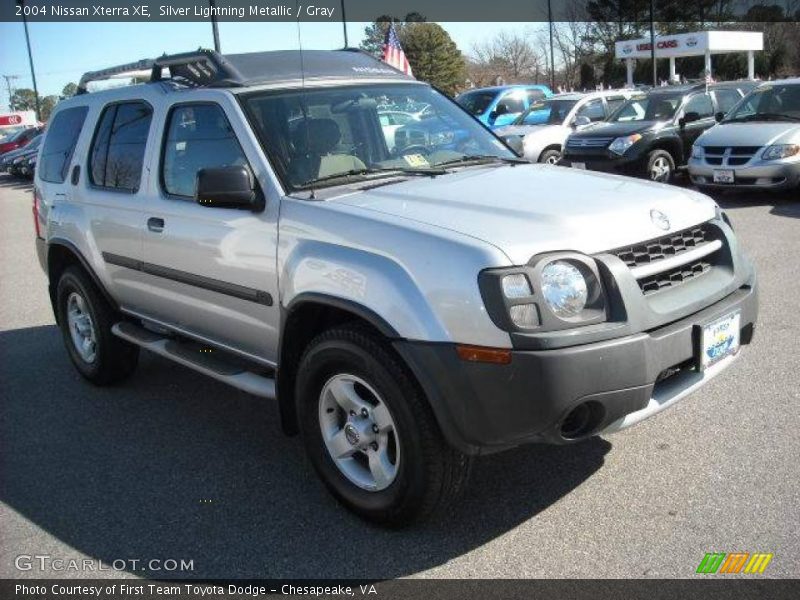 Silver Lightning Metallic / Gray 2004 Nissan Xterra XE