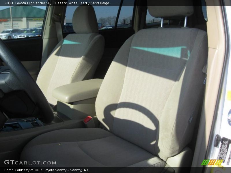 Blizzard White Pearl / Sand Beige 2011 Toyota Highlander SE