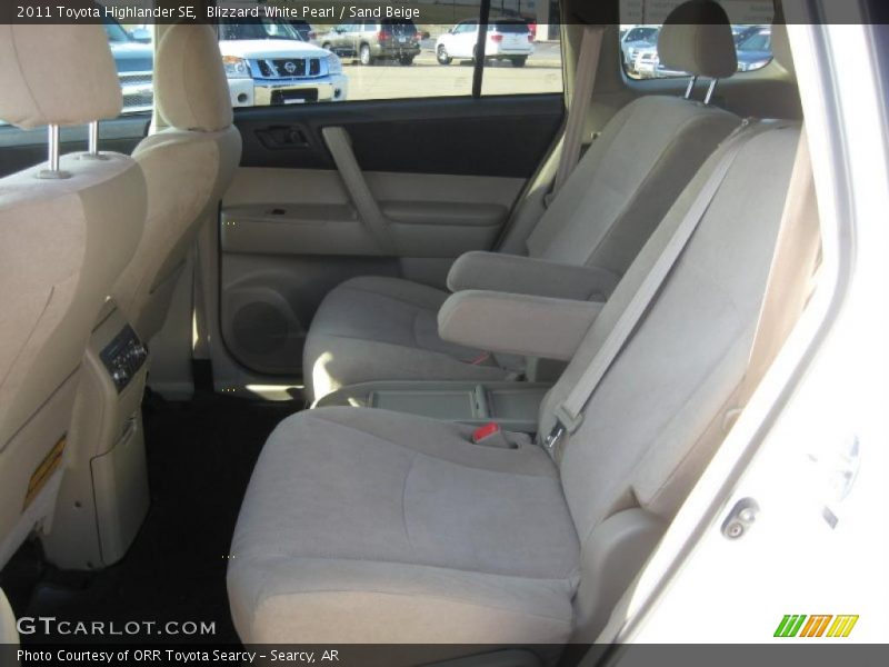  2011 Highlander SE Sand Beige Interior