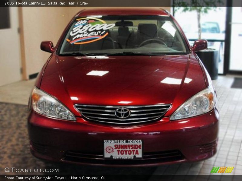 Salsa Red Pearl / Gray 2005 Toyota Camry LE