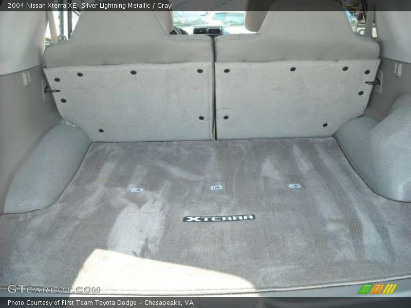 Silver Lightning Metallic / Gray 2004 Nissan Xterra XE