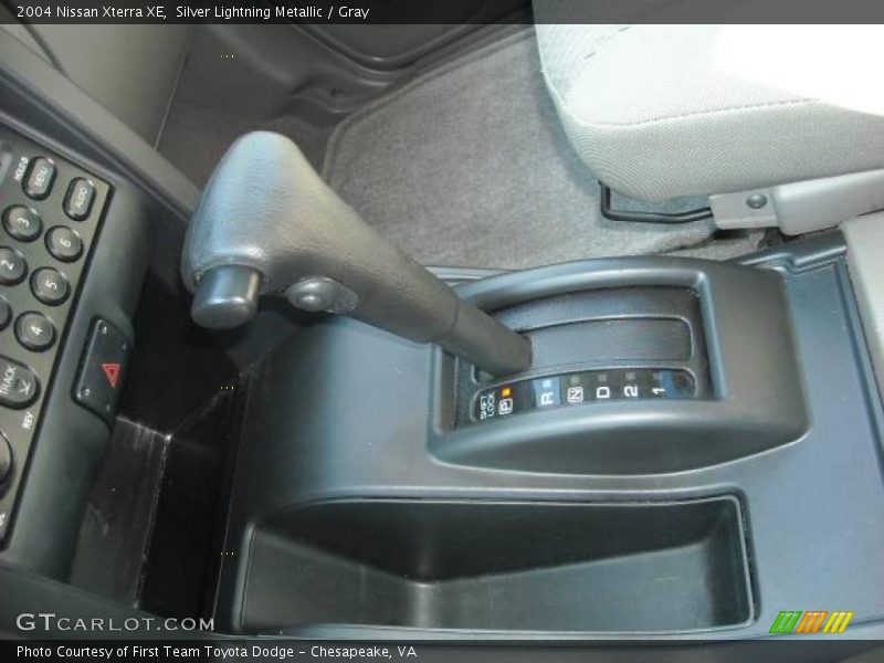 Silver Lightning Metallic / Gray 2004 Nissan Xterra XE