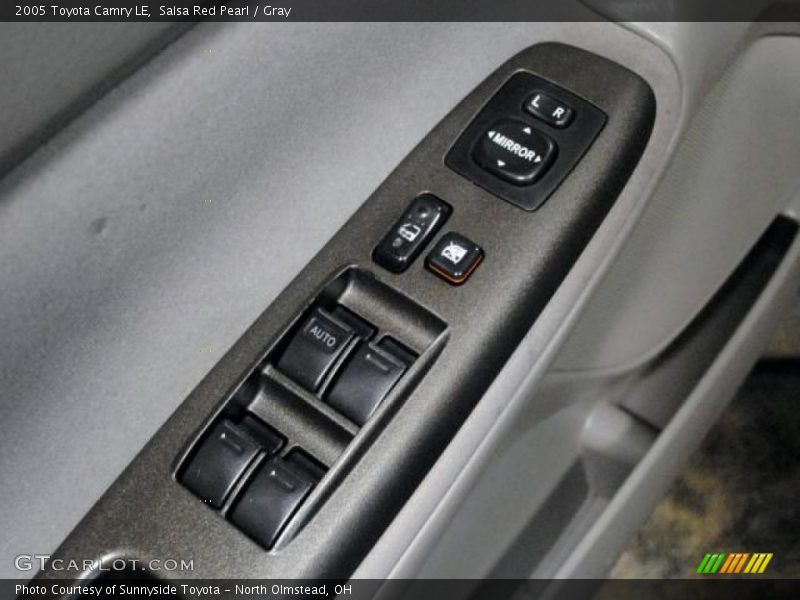 Salsa Red Pearl / Gray 2005 Toyota Camry LE