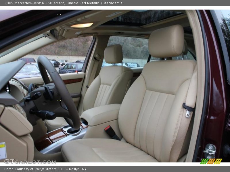  2009 R 350 4Matic Macadamia Interior