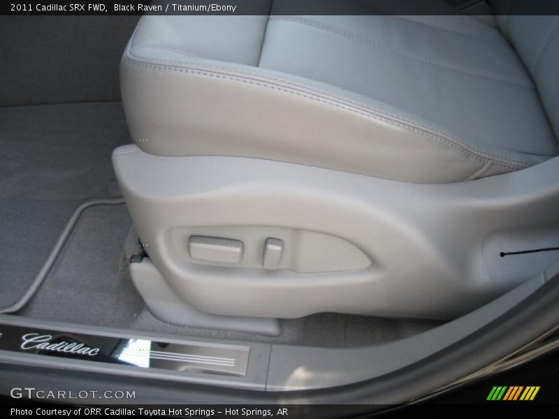 Black Raven / Titanium/Ebony 2011 Cadillac SRX FWD