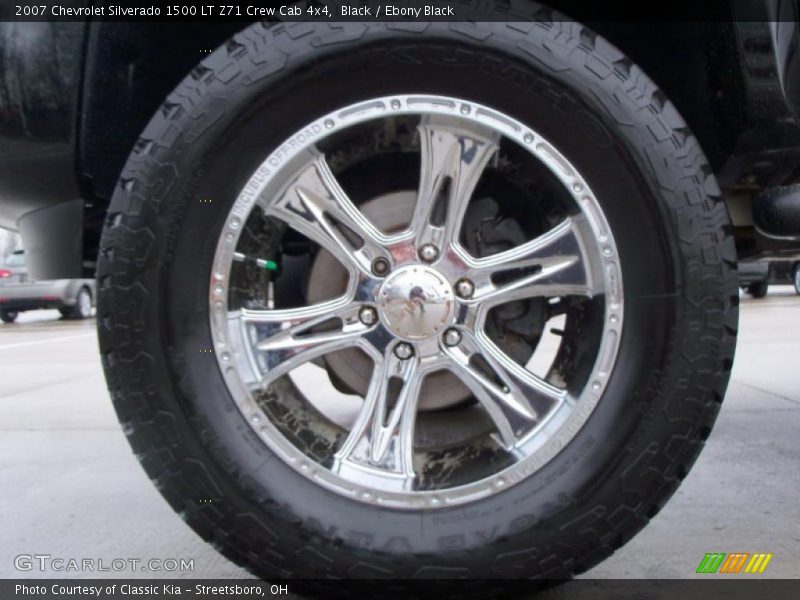 Custom Wheels of 2007 Silverado 1500 LT Z71 Crew Cab 4x4