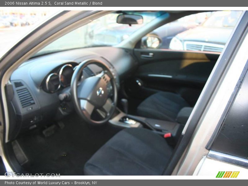 Coral Sand Metallic / Blond 2006 Nissan Altima 2.5 S