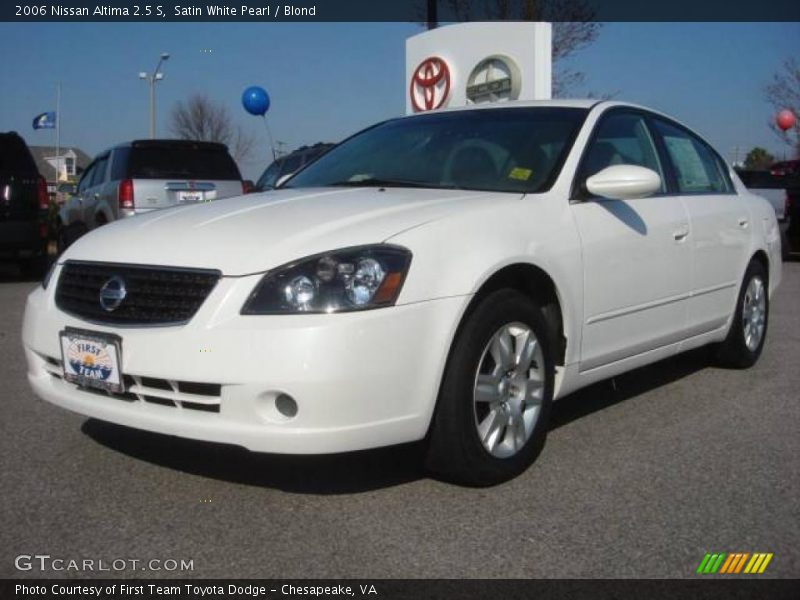 Satin White Pearl / Blond 2006 Nissan Altima 2.5 S