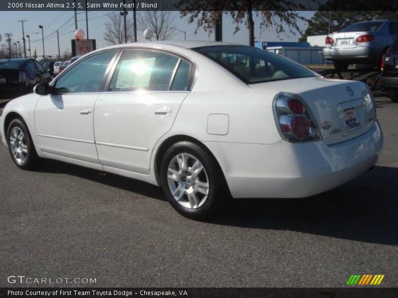 Satin White Pearl / Blond 2006 Nissan Altima 2.5 S