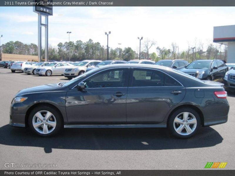 Magnetic Gray Metallic / Dark Charcoal 2011 Toyota Camry SE