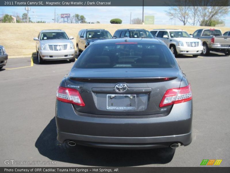 Magnetic Gray Metallic / Dark Charcoal 2011 Toyota Camry SE
