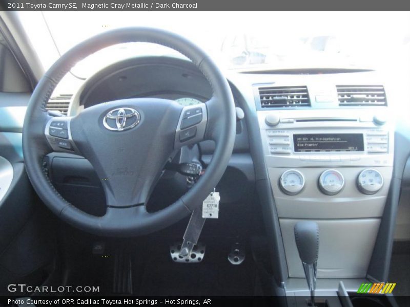 Magnetic Gray Metallic / Dark Charcoal 2011 Toyota Camry SE