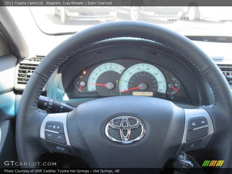 Magnetic Gray Metallic / Dark Charcoal 2011 Toyota Camry SE