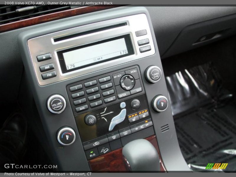 Controls of 2008 XC70 AWD