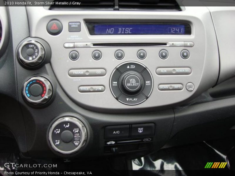 Controls of 2010 Fit 