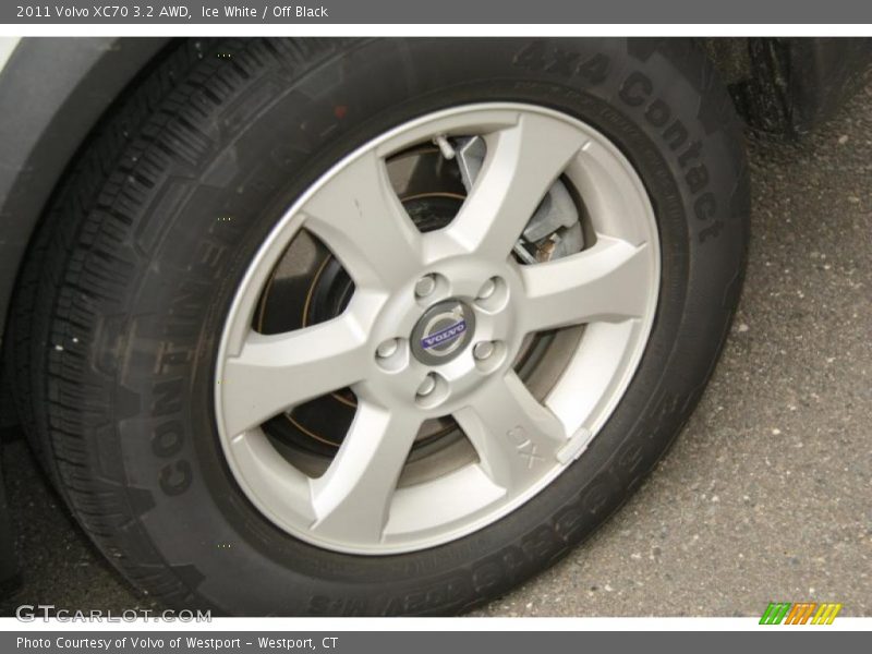  2011 XC70 3.2 AWD Wheel