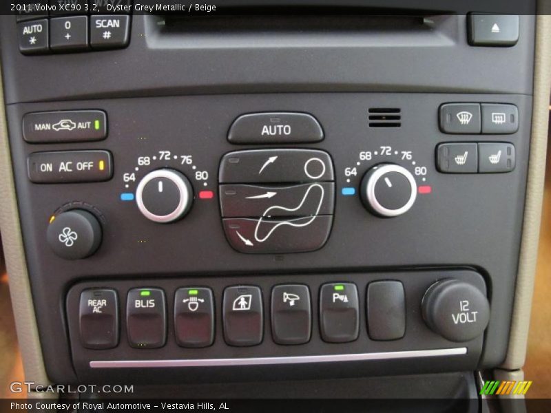 Controls of 2011 XC90 3.2