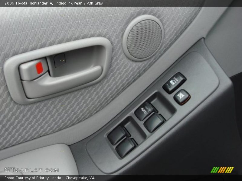 Indigo Ink Pearl / Ash Gray 2006 Toyota Highlander I4