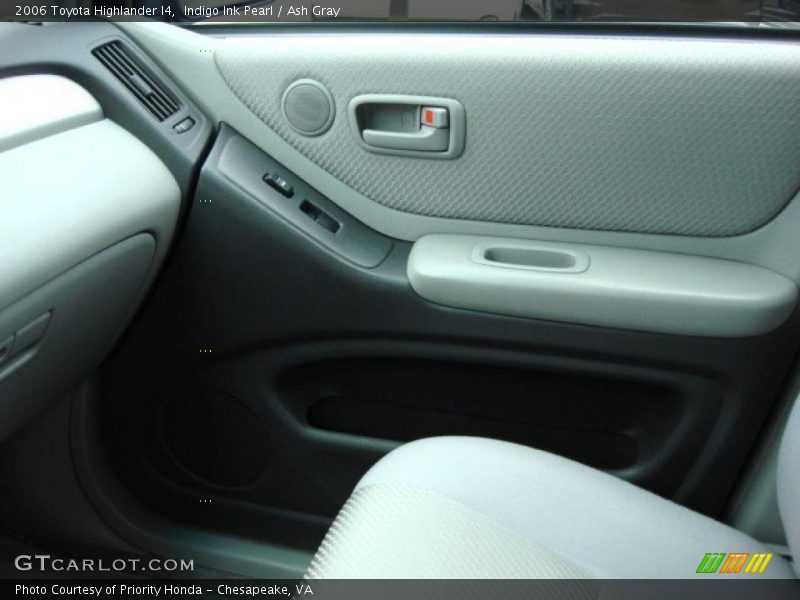 Indigo Ink Pearl / Ash Gray 2006 Toyota Highlander I4