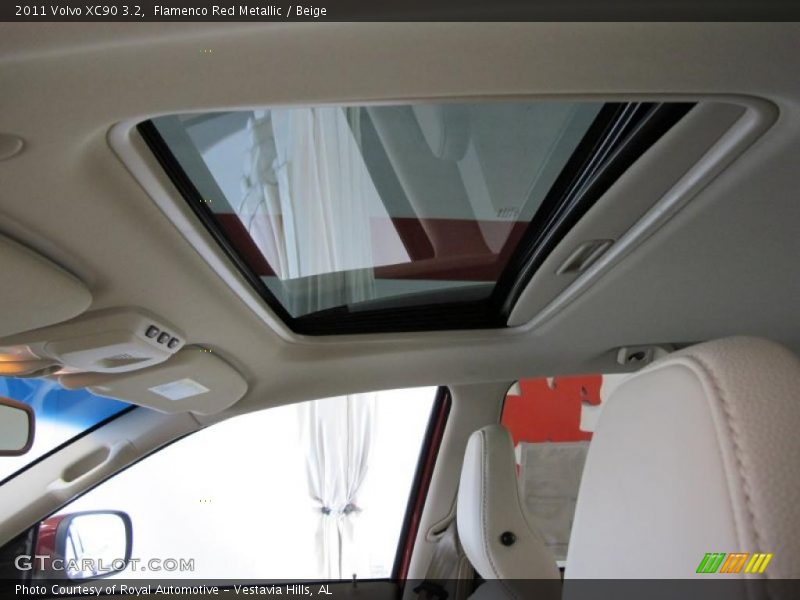 Sunroof of 2011 XC90 3.2