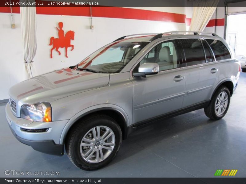 Electric Silver Metallic / Beige 2011 Volvo XC90 3.2