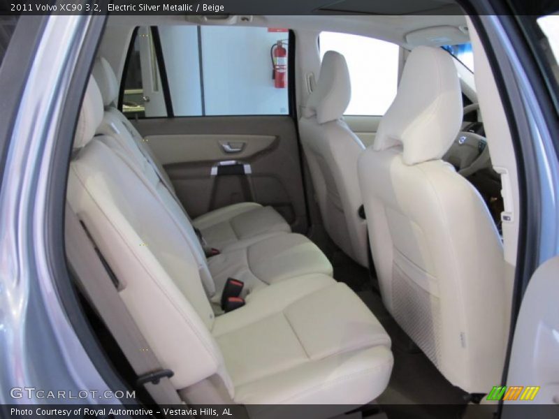 Electric Silver Metallic / Beige 2011 Volvo XC90 3.2