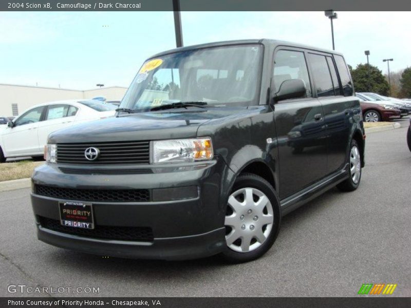 Camouflage / Dark Charcoal 2004 Scion xB