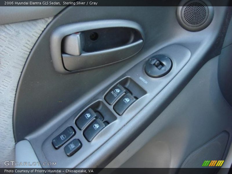 Sterling Silver / Gray 2006 Hyundai Elantra GLS Sedan